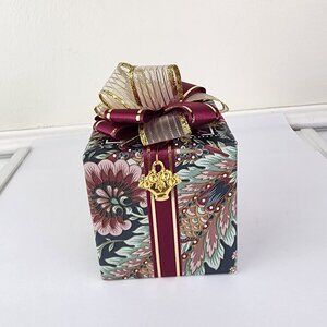 Pretti Pak Music Box Wrapped Package Memories From Cats